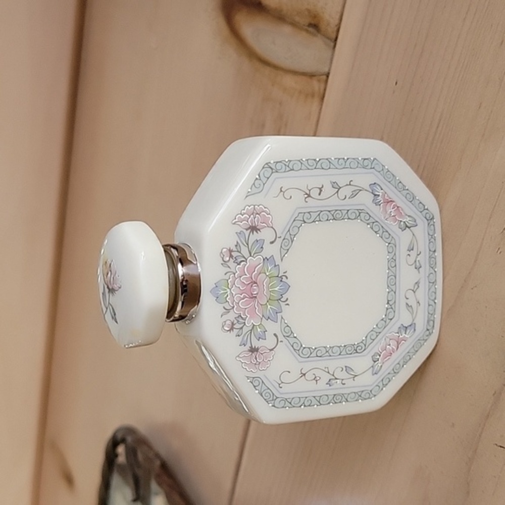 Lenox Charleston Perfume Bottle with Stopper